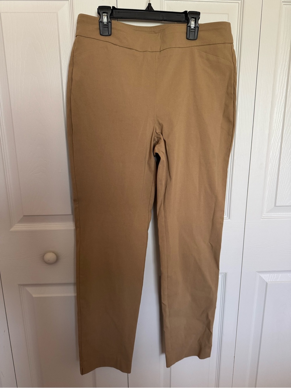 Women’s JM Collection Straight Leg Pants in Tan - size medium